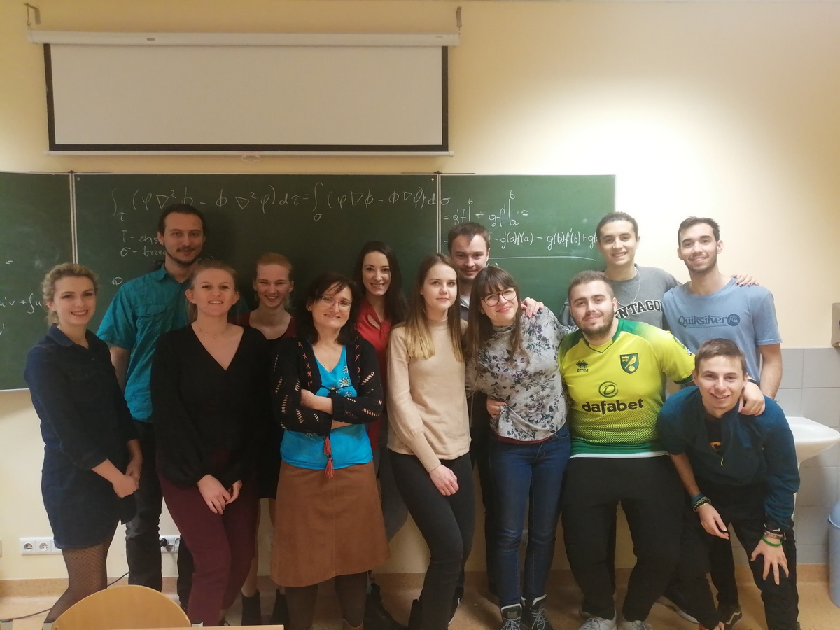 Irene Tovar Hernández z grupą studentów Erasmus+